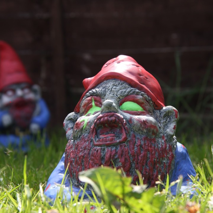 Nano da giardino Zombie (strisciante)