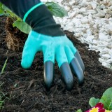 Guanti da giardino con artigli
