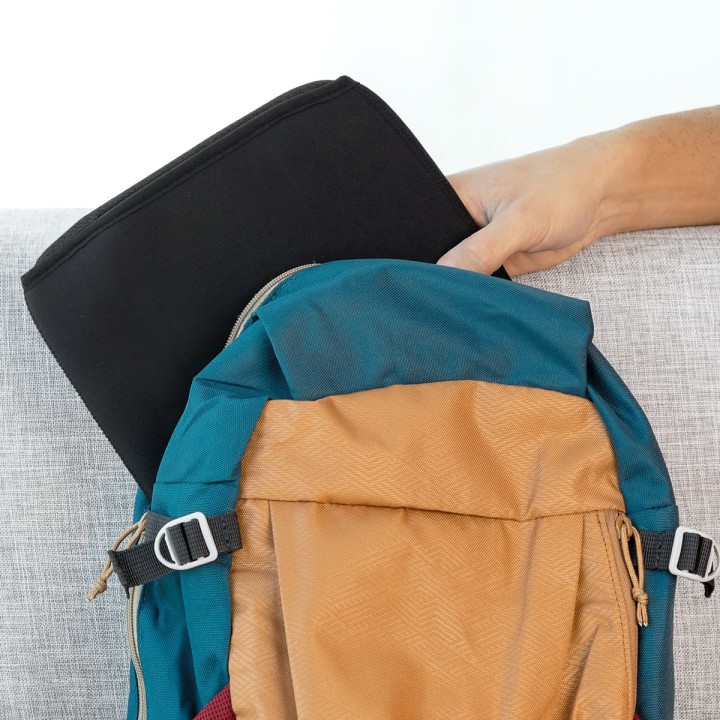 Custodia per Tablet porta accessori
