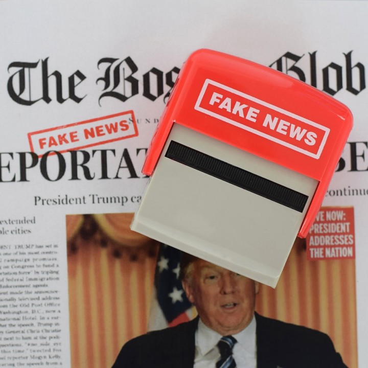 Timbro Fake News