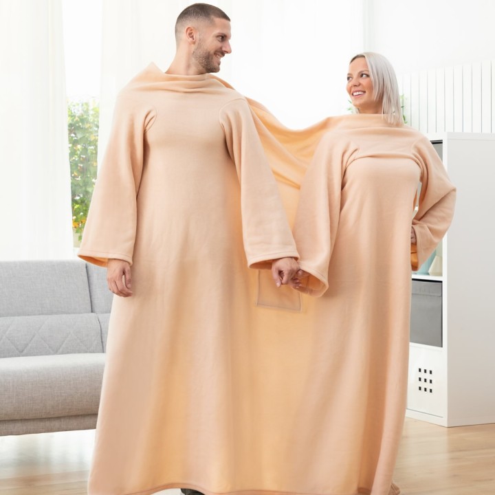 Coperta con le maniche per coppie