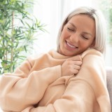 Coperta con le maniche per coppie