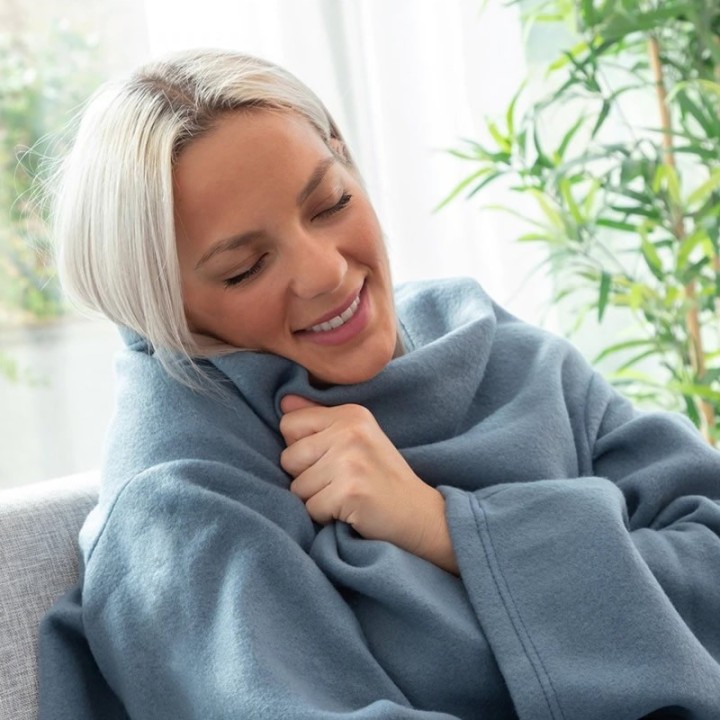 Coperta con le maniche per coppie
