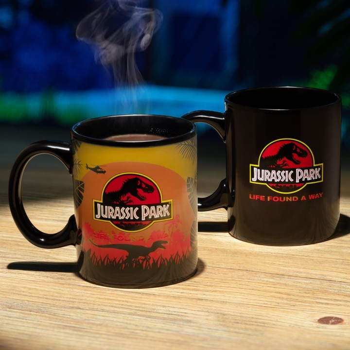 Tazza termosensibile Jurassic Park