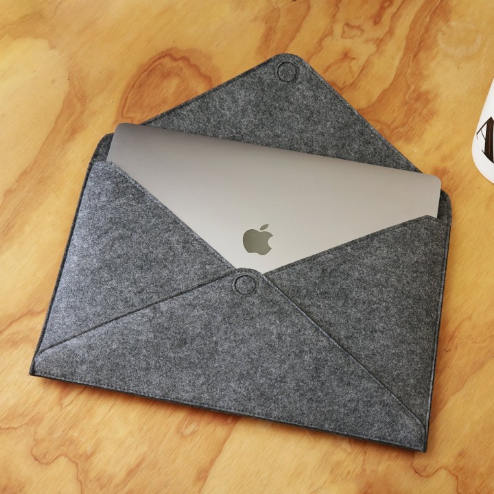 Custodia in feltro per laptop e tablet