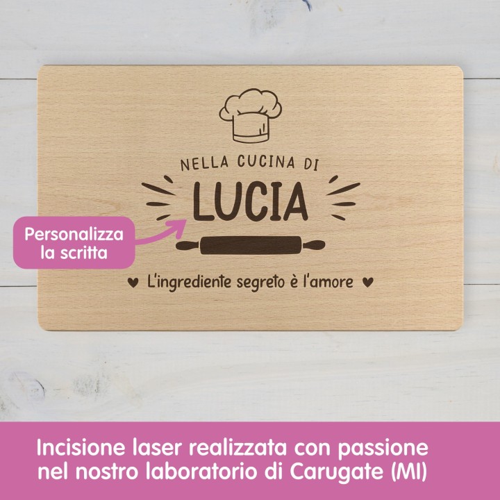 Tagliere personalizzato in cucina con amore