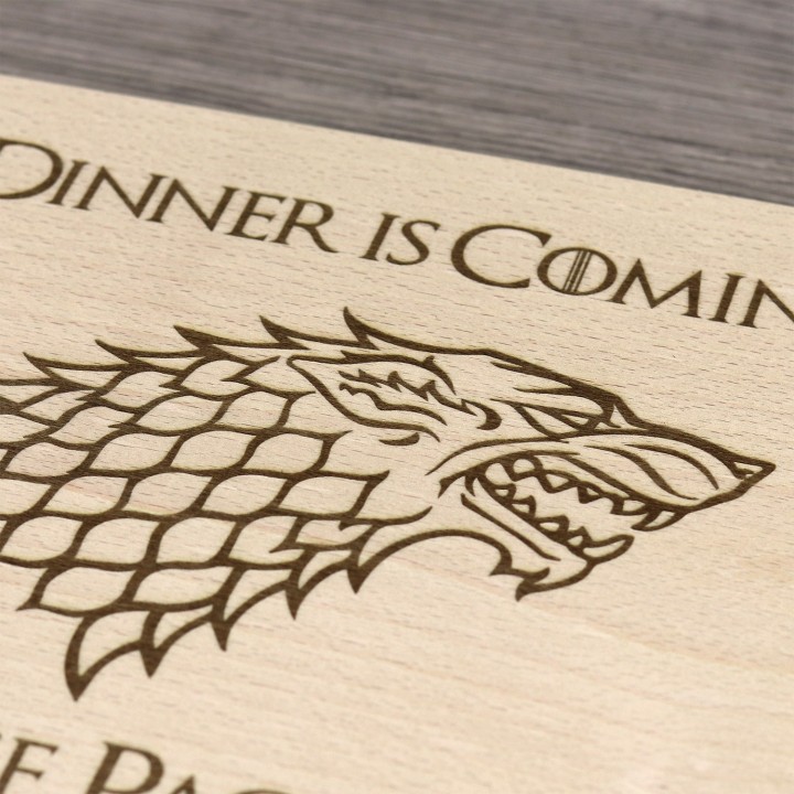 Tagliere personalizzato La cena sta arrivando
