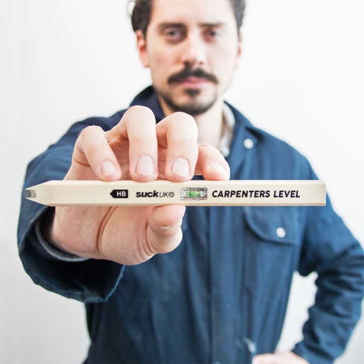 Matita da carpentiere con livella