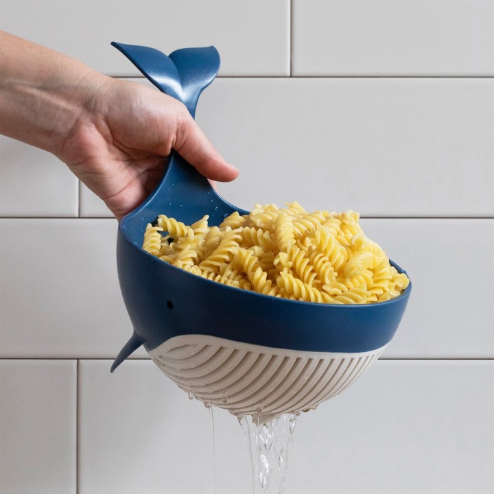 Scolapasta Balena