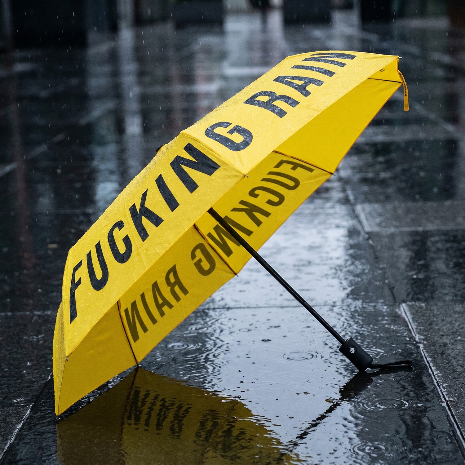 Ombrello pieghevole Fucking Rain