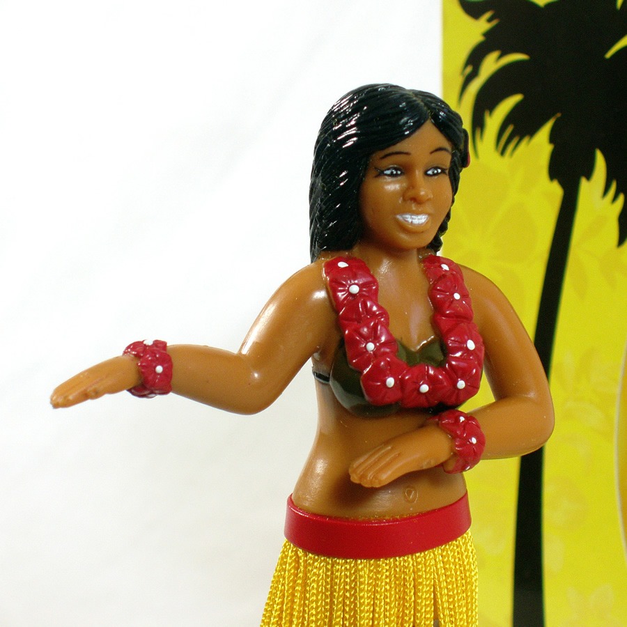 Beesuya Bambola da cruscotto Bambola da Ballo Hawaiana Bambola da cruscotto per Auto Hula Girl Decorazioni per cruscotto per Auto Forniture per Feste di Natale Typical