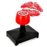 Timbro Kiss Me