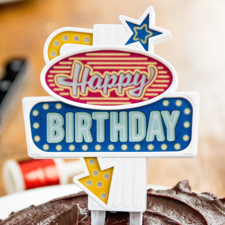 Insegna per torte di compleanno
