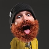 Cappello con Barba cespugliosa