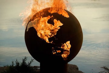 Third Rock, la Terra in fiamme