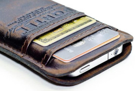Il case in pelle per iPhone 4 e 4S case-in-pelle-per-iphone