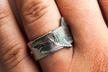 Shark Ring, l’anello squalo