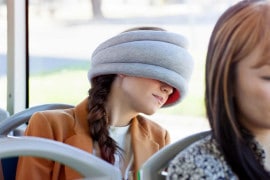 Il cuscino da struzzo in versione “light” ostrich-pillow-light