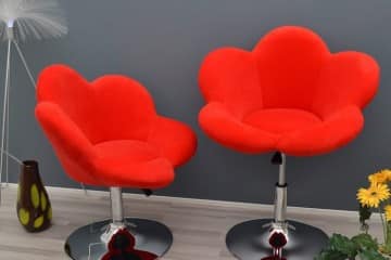 Sgabello-sedia a forma di fiore
