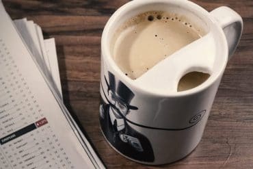 Il mug proteggi baffi