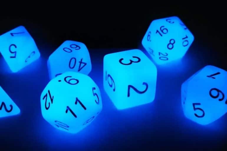 Dadi fluorescenti per D&D