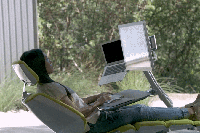 Postazione da lavoro futuristica