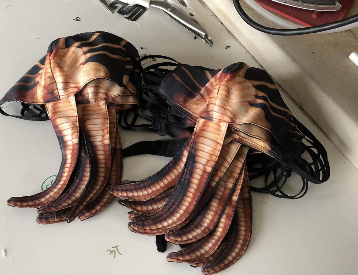 Mascherina Facehugger
