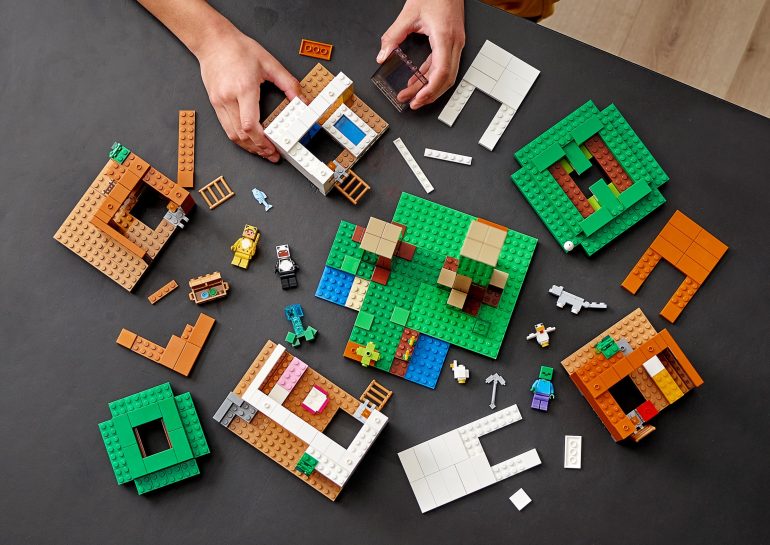Casa sull'albero moderna LEGO Minecraft (smontata)