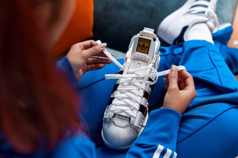 Scarpa LEGO Adidas Superstar (lacci)