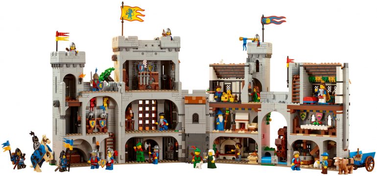 Castello dei Cavalieri del Leone LEGO (interni e minifig)