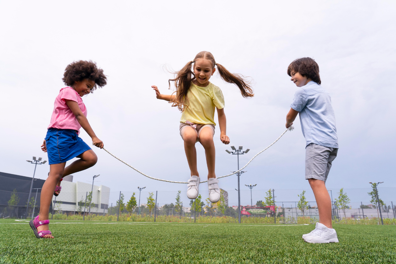 giochi estivi saltare la corda