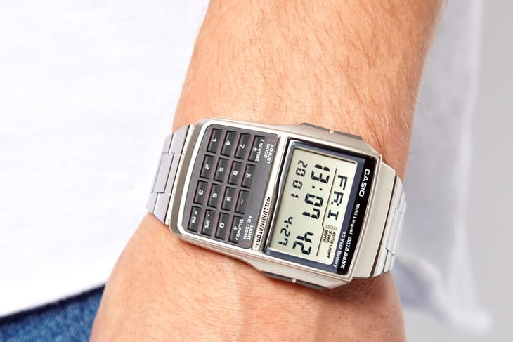 Casio DBC-32D, l’orologio calcolatrice